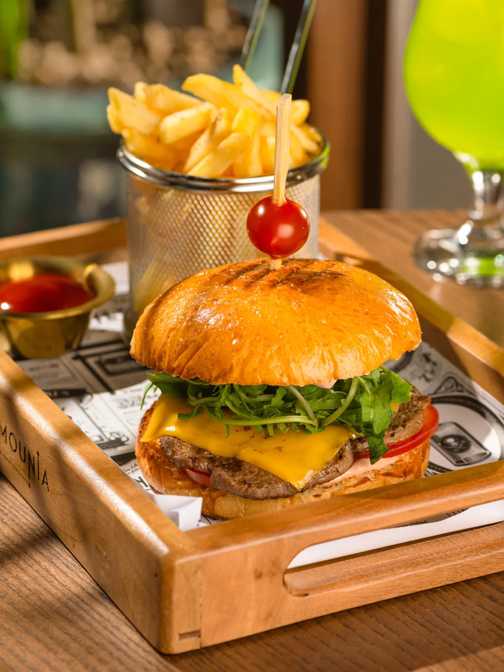 Xırda kartofla «Marina» burgeri